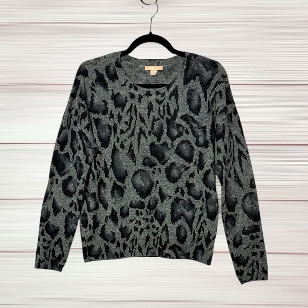 Kier + J Cashmere Sweater Leopard Animal Print Gray Black Crew Neck Petite M